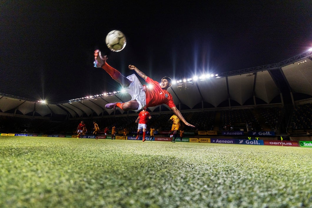 Is timing everything? Study explores the best time for casein supplementation in soccer players